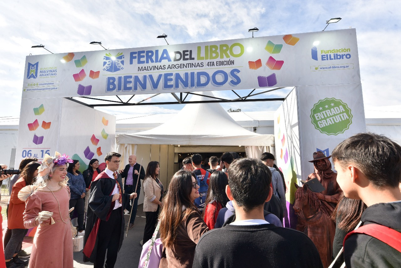 Feria del libro en Malvinas Argentinas