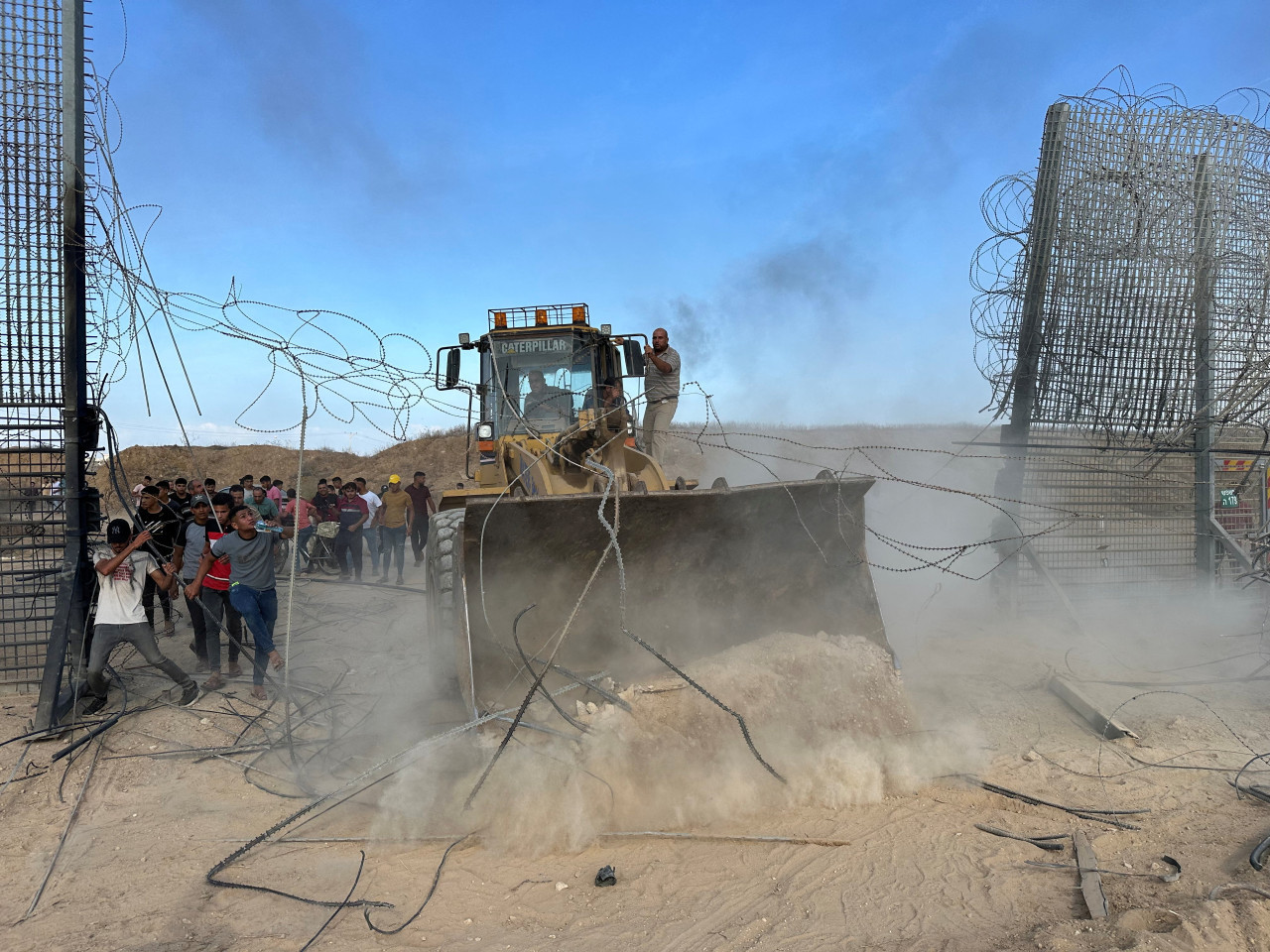 Terroristas de Hamas se infiltran en Israel. Foto: Reuters.