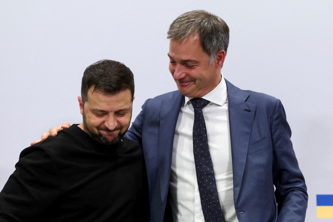 Zelenski, presidente ucraniano y De Croo, primer ministro de Bélgica. Foto: Reuters.