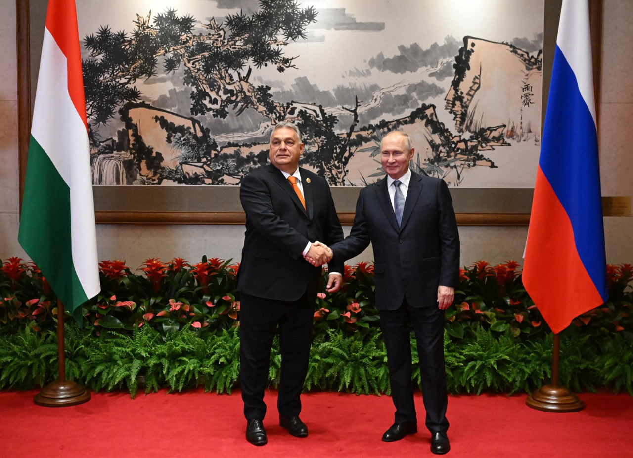 Orban, primer ministro húngaro y Putin, presidente de Rusia. Foto: EFE.