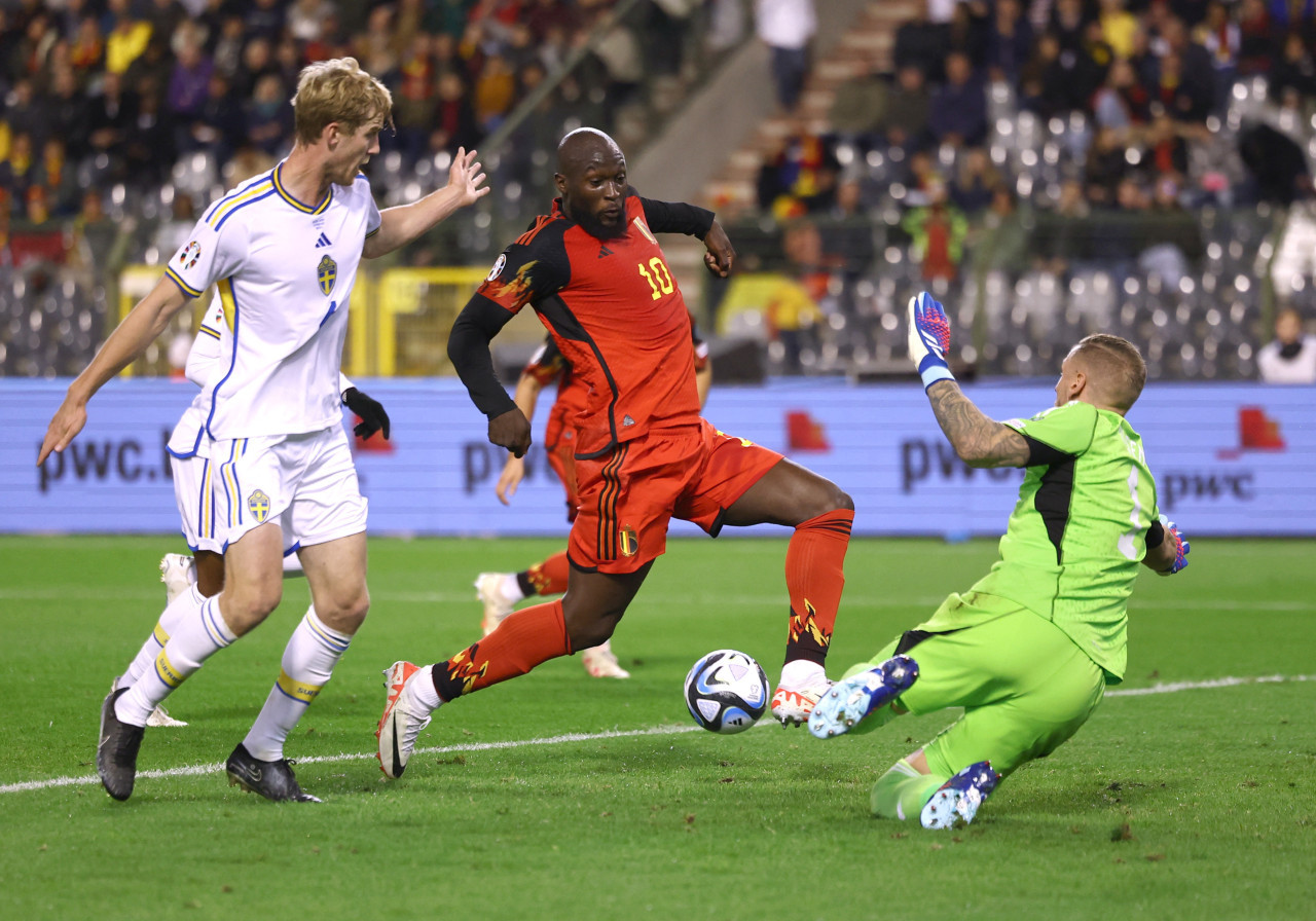 El partido suspendido entre Bélgica y Suecia. Foto: Reuters