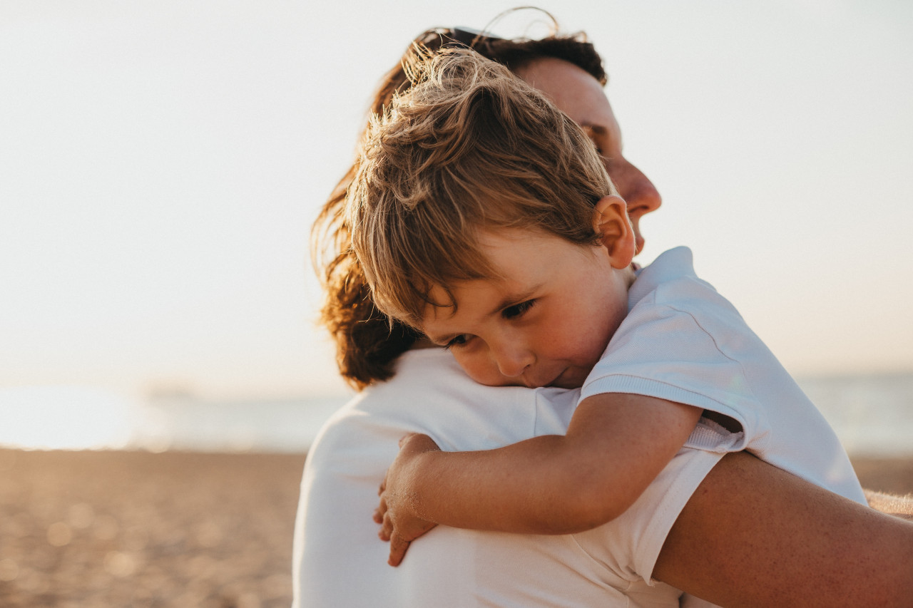 Tiene mayor autoestima e independencia que aquellos que sí tienen hermanos. Foto: Unsplash.