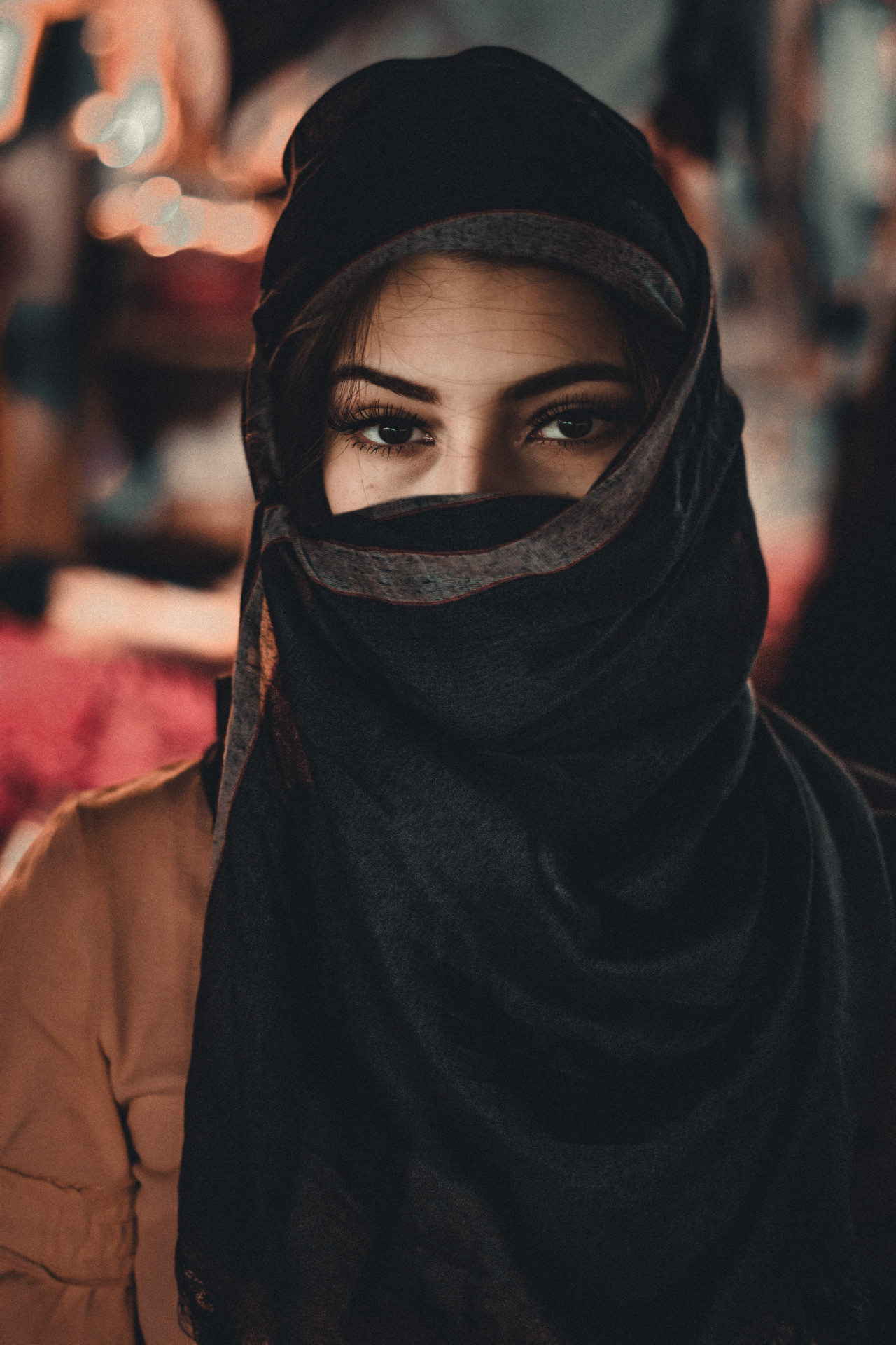 Mujer con velo. Foto: Unsplash