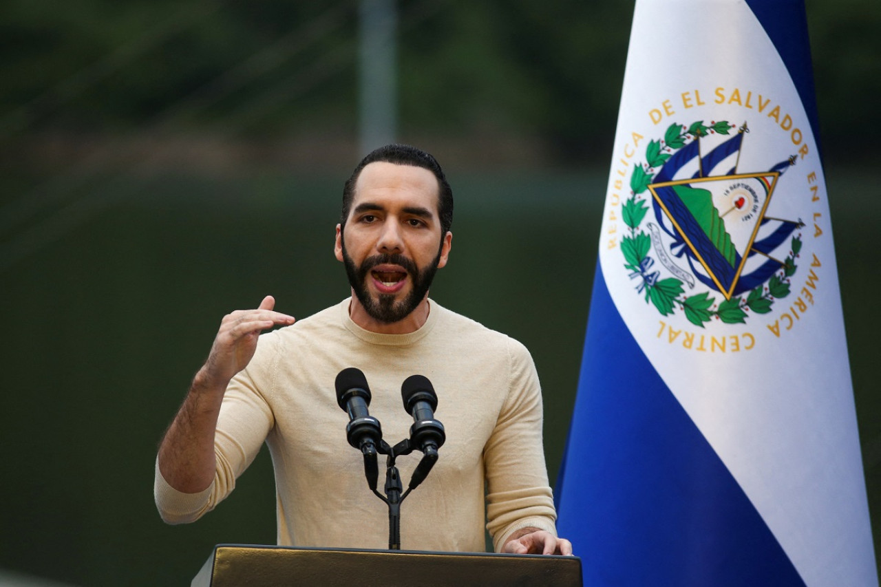 Nayib Bukele recibió la aprobación del TSE y podrá buscar la reelección. Foto: Reuters.