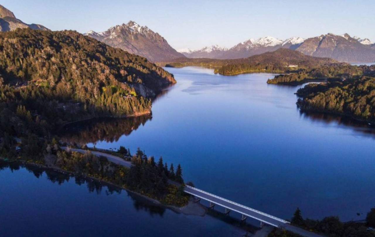 El Lago Nahuel Huapi es uno de los más profundos de la Argentina. Foto: NA