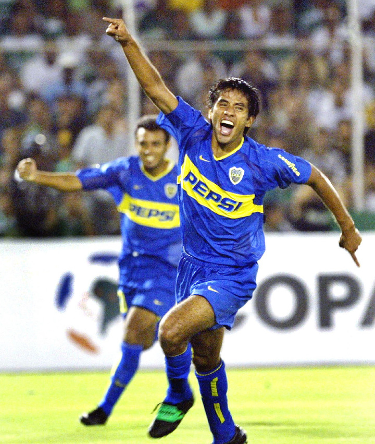 Fabián Vargas con la camiseta de Boca. Foto: X