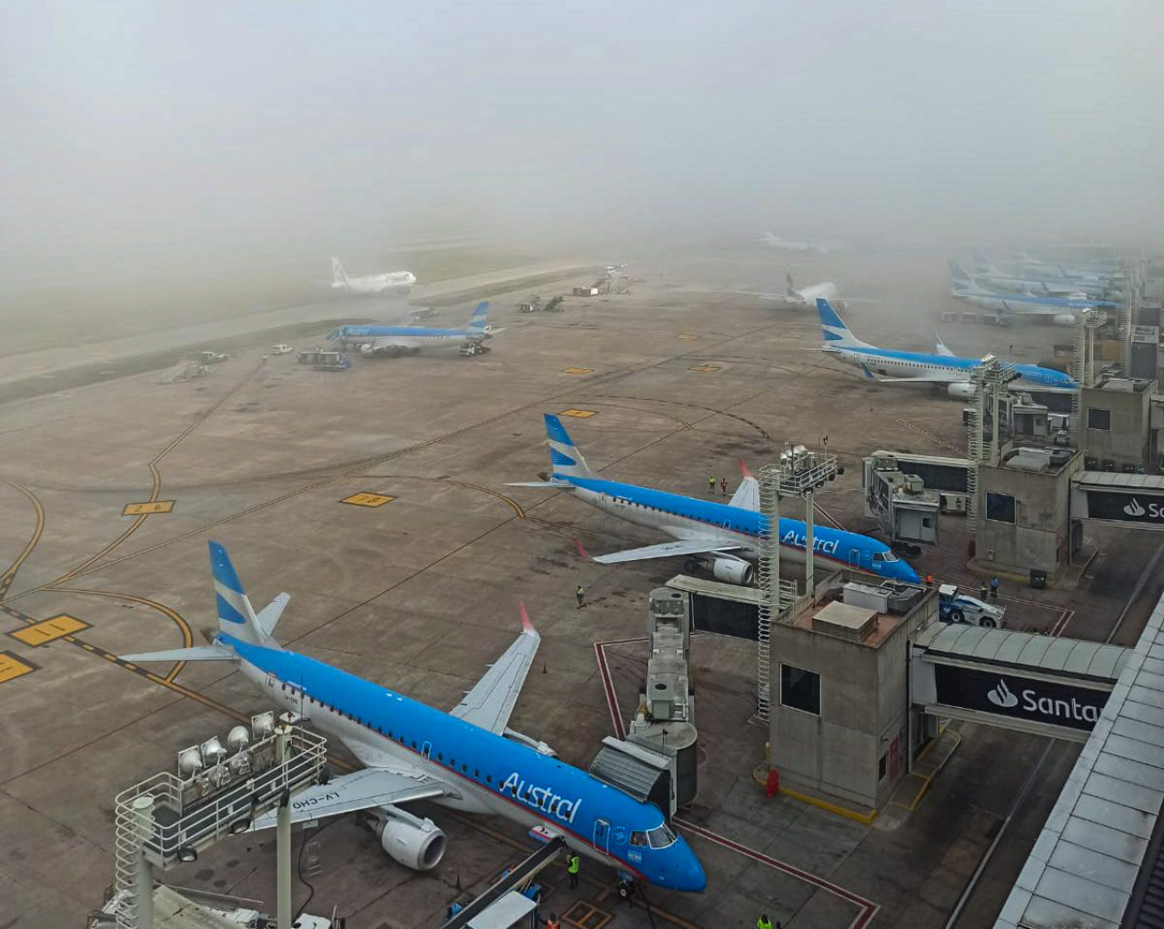 Demoras en Aeroparque por las lluvias. Foto: NA