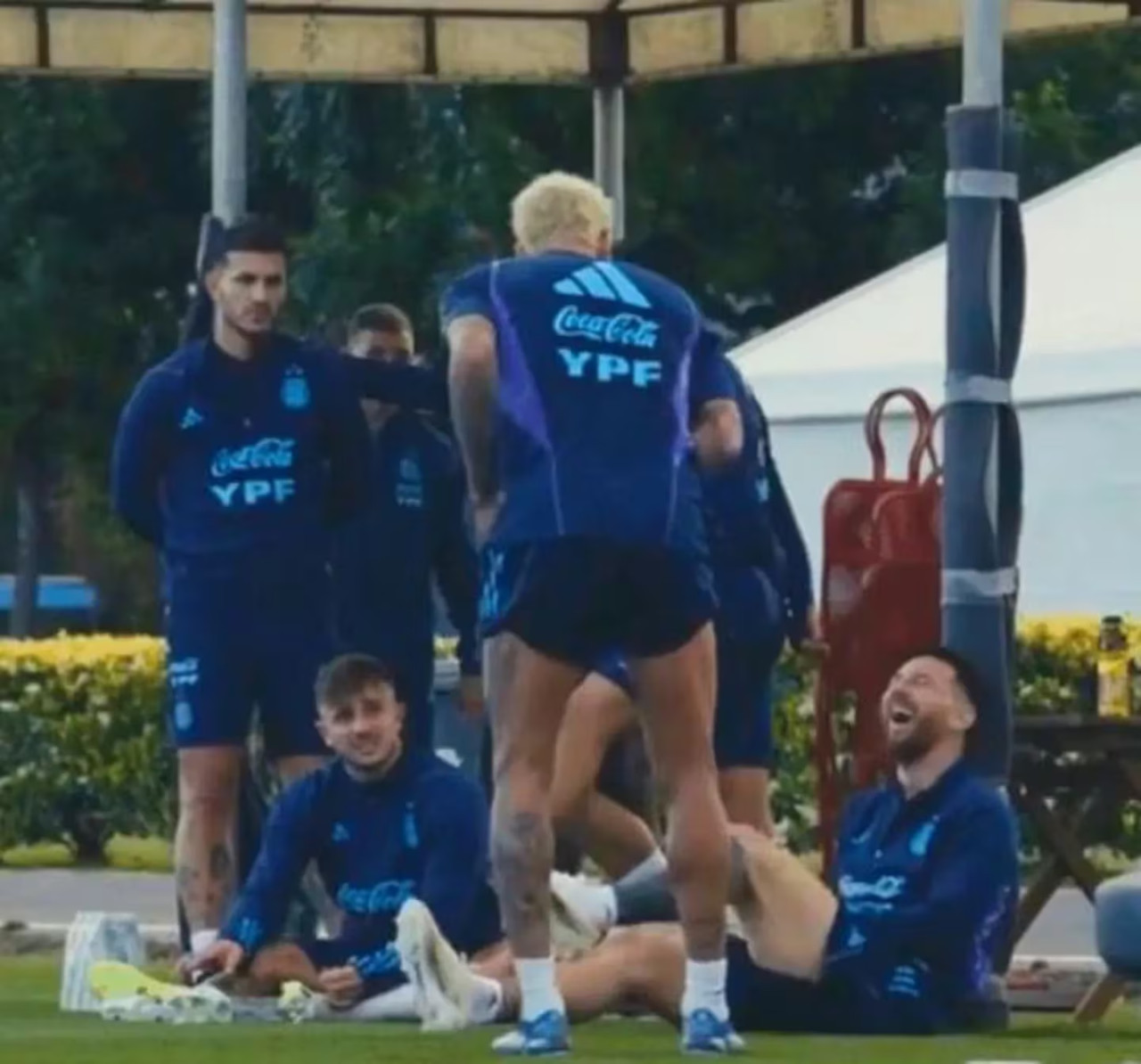 Pablo Maffeo en el entrenamiento de la Selección. Foto: Selección argentina