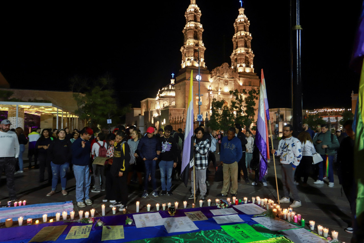 Vigilia por el asesinato de Baena. Foto: Reuters