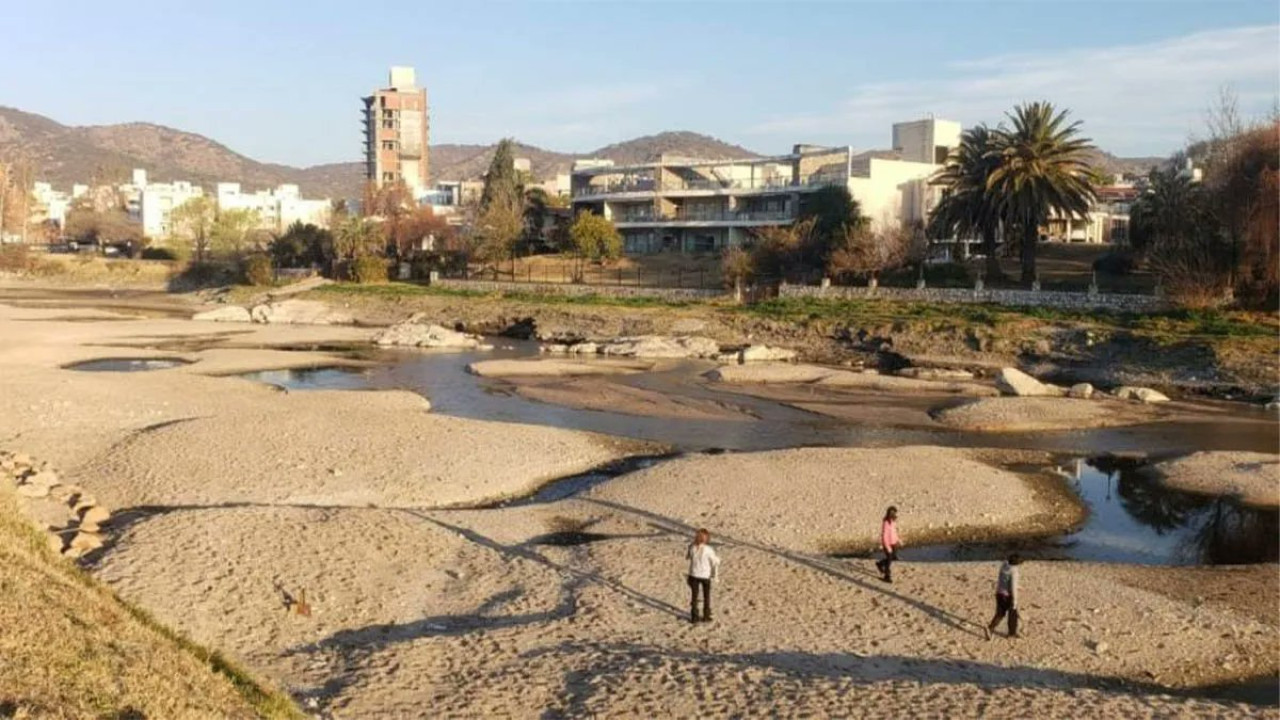 Dramática sequia en Villa Carlos Paz, Córdoba. Foto: Twitter