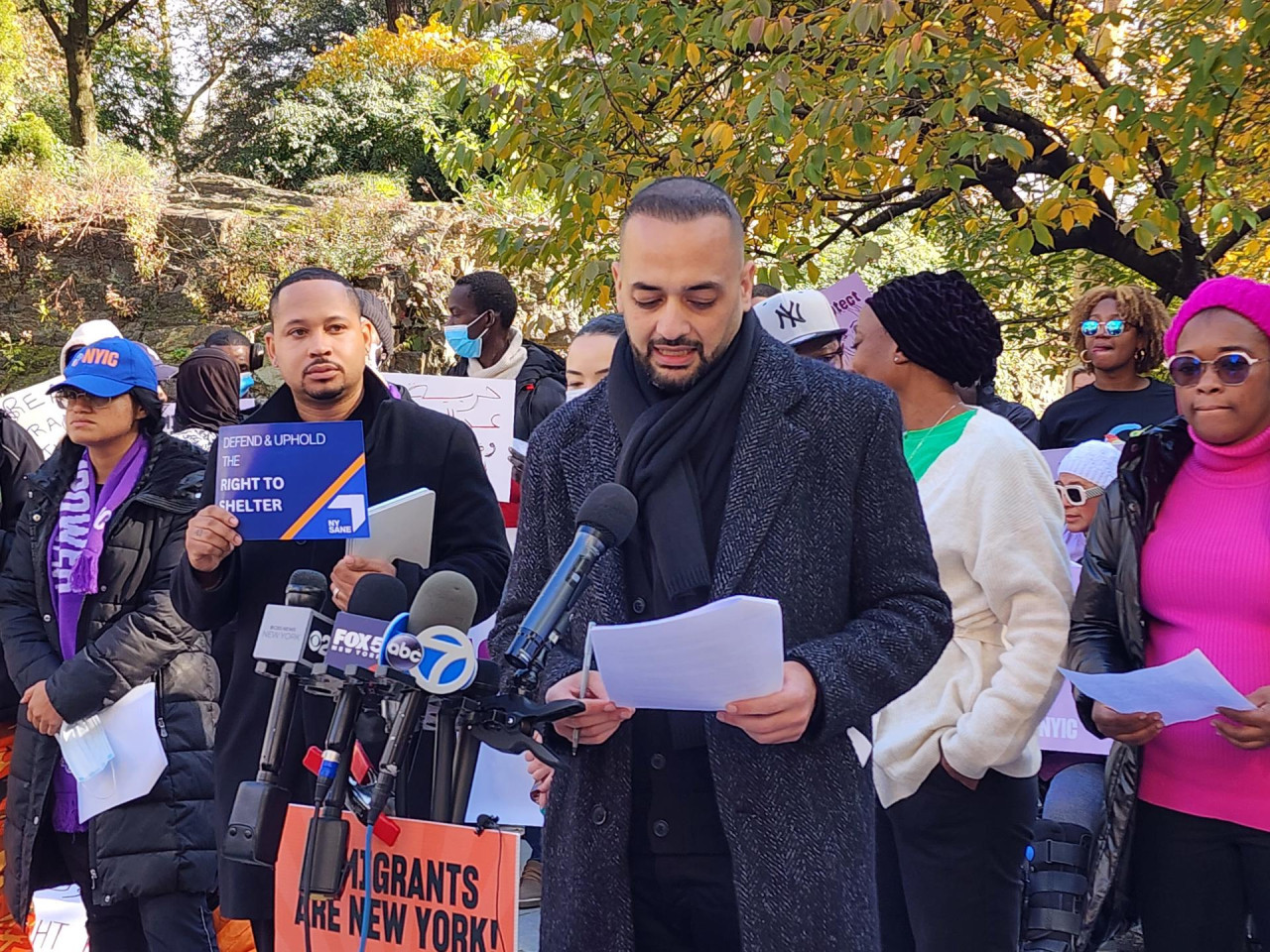 Murad Awawdeh en la protesta por la crisis migratoria en Nueva York. Foto: EFE