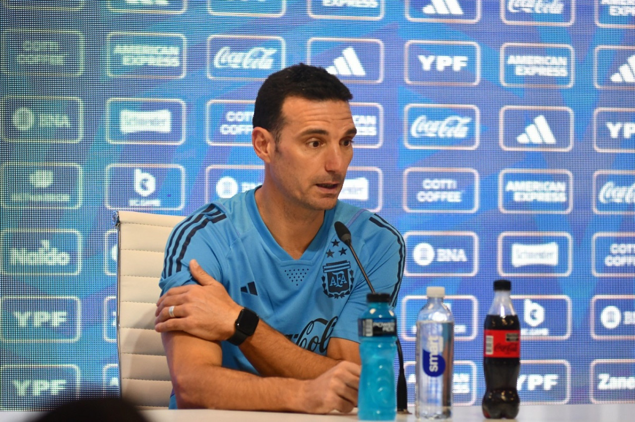 Lionel Scaloni palpitó un nuevo clásico ante Brasil. Foto: X @Argentina.