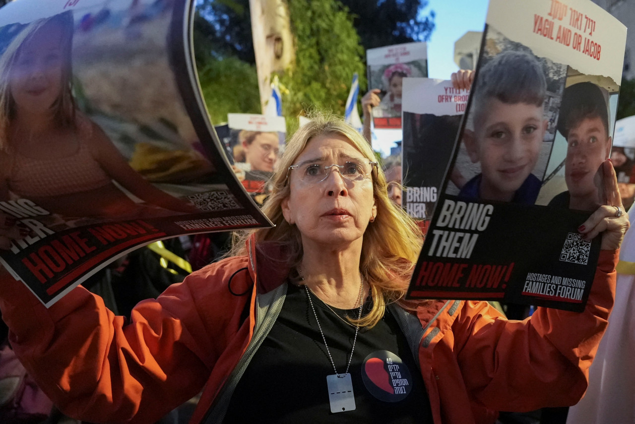 Manifestación israelí pidiendo la vuelta de los rehenes. Foto: Reuters.