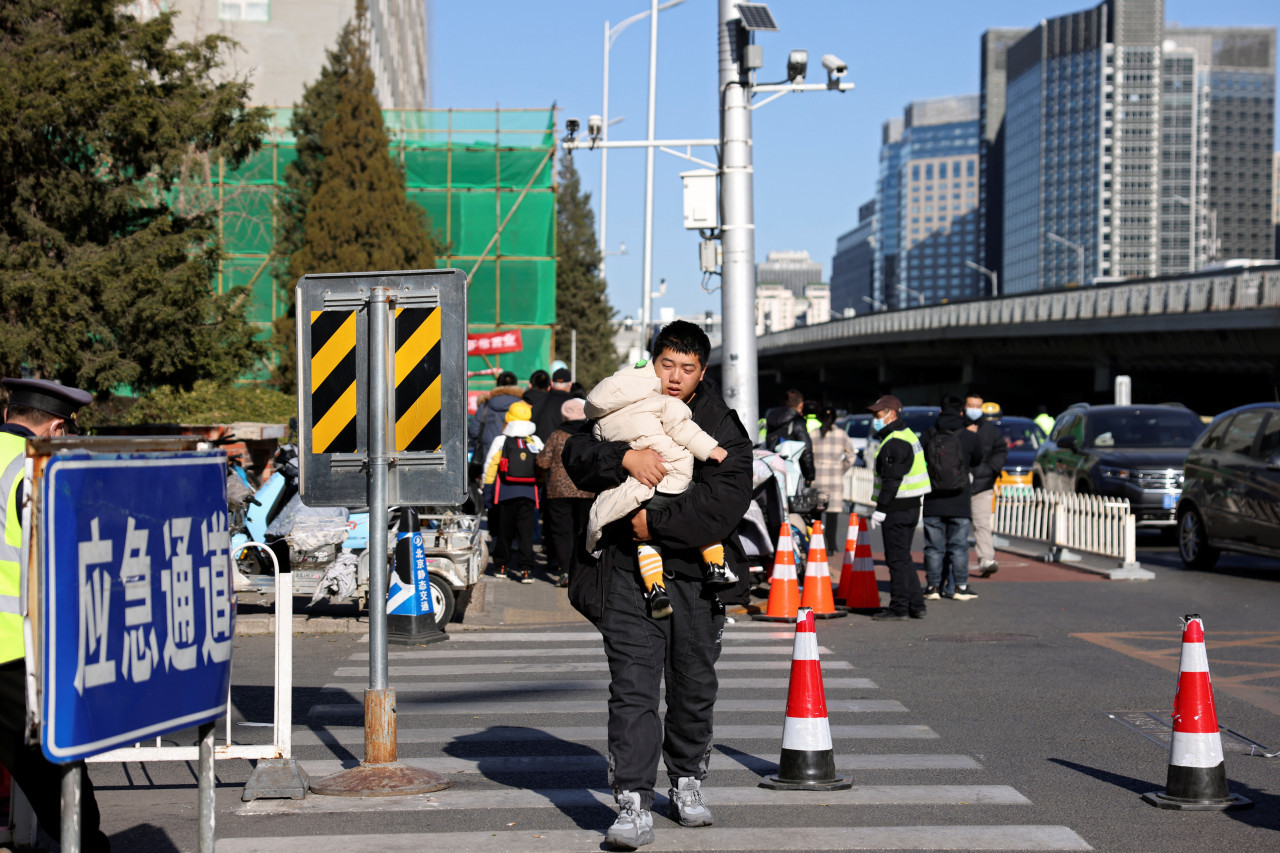 Aumento de enfermedades respiratorias en China. Foto: Reuters.