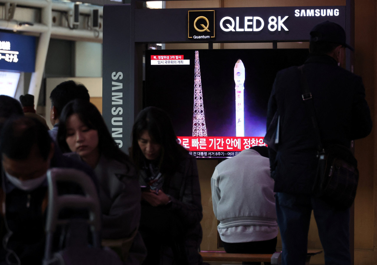 Lanzamiento del cohete con el satélite espía norcoreano. Foto: Reuters.