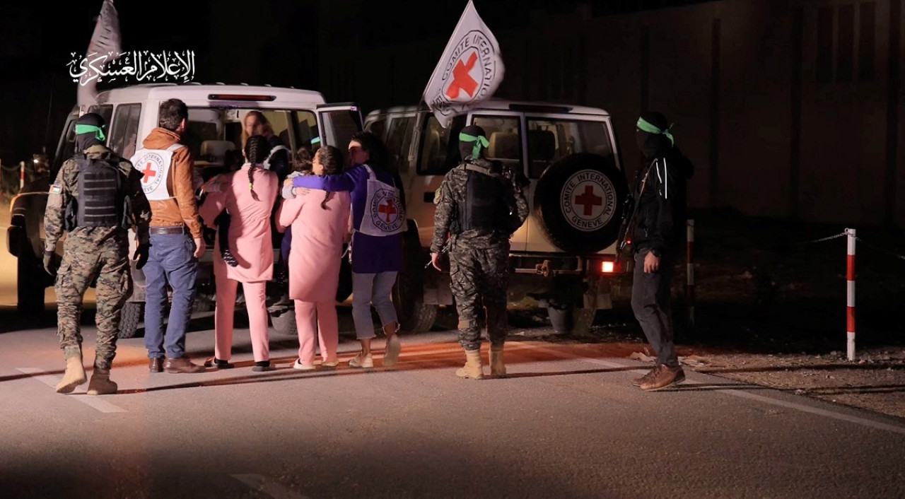 Intercambio de rehenes entre Hamás e Israel. Foto: Reuters.