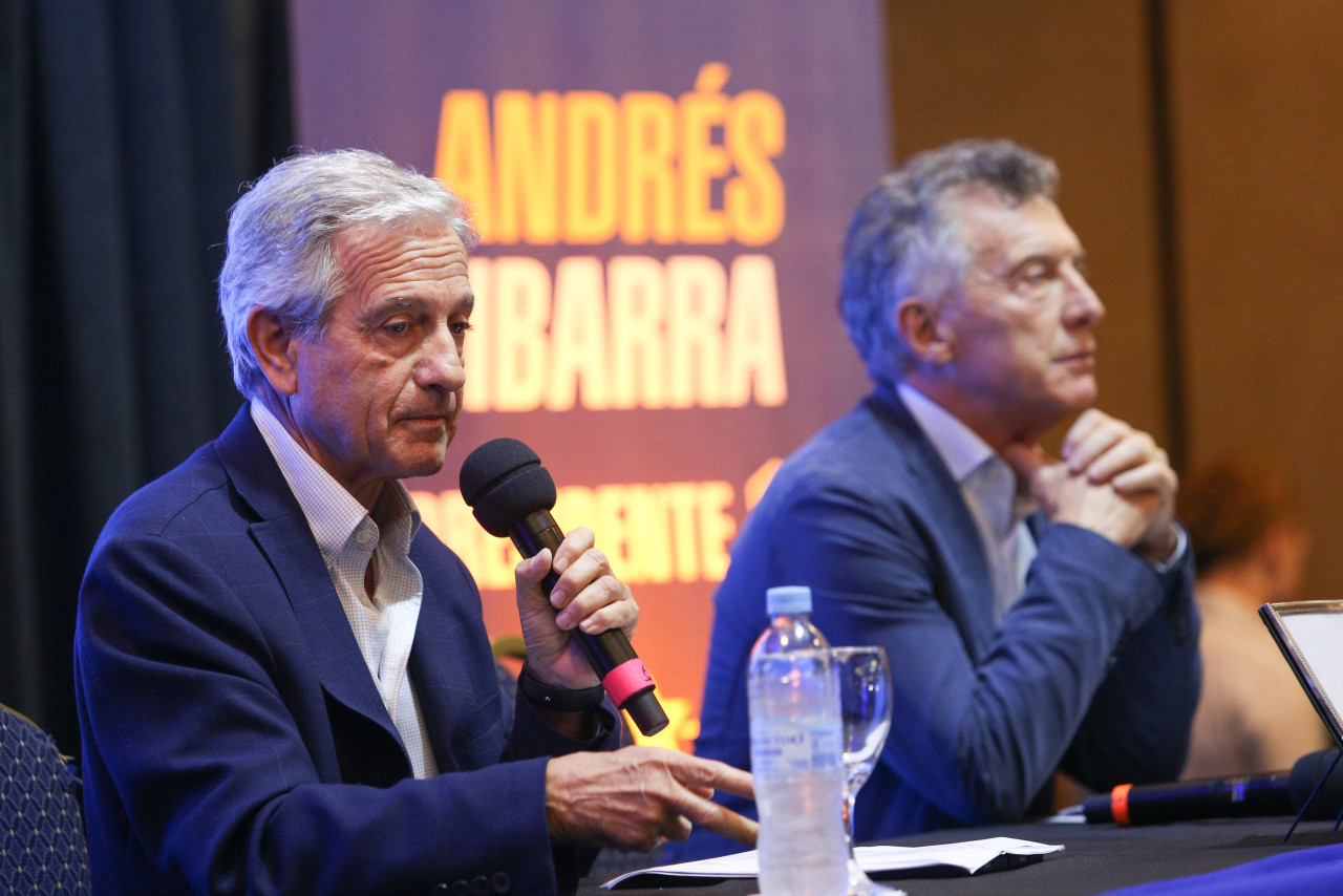 Conferencia de prensa de Mauricio Macri y Andrés Ibarra. Foto: NA.