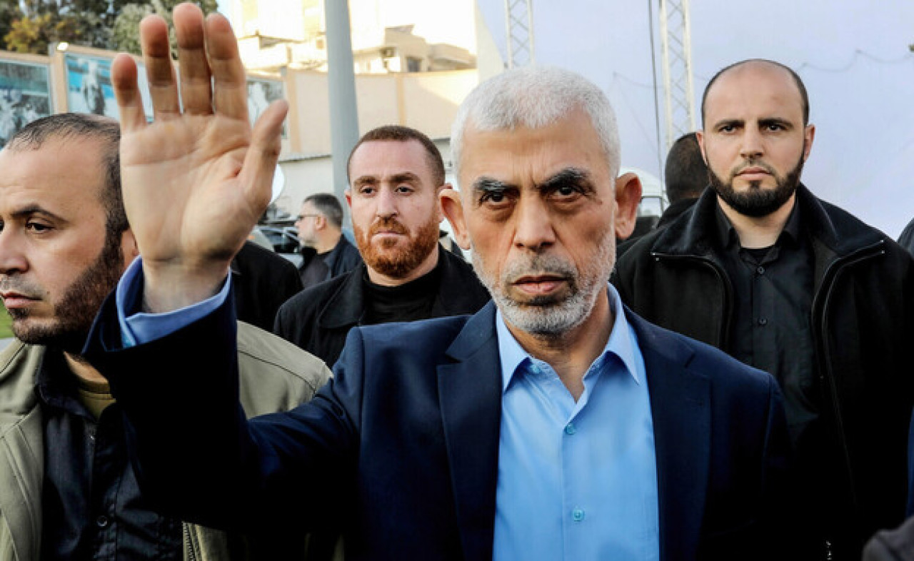 El "Muerto andante" líder de Hamas, Yahya Sinwar. Foto: X @TheMossadIL