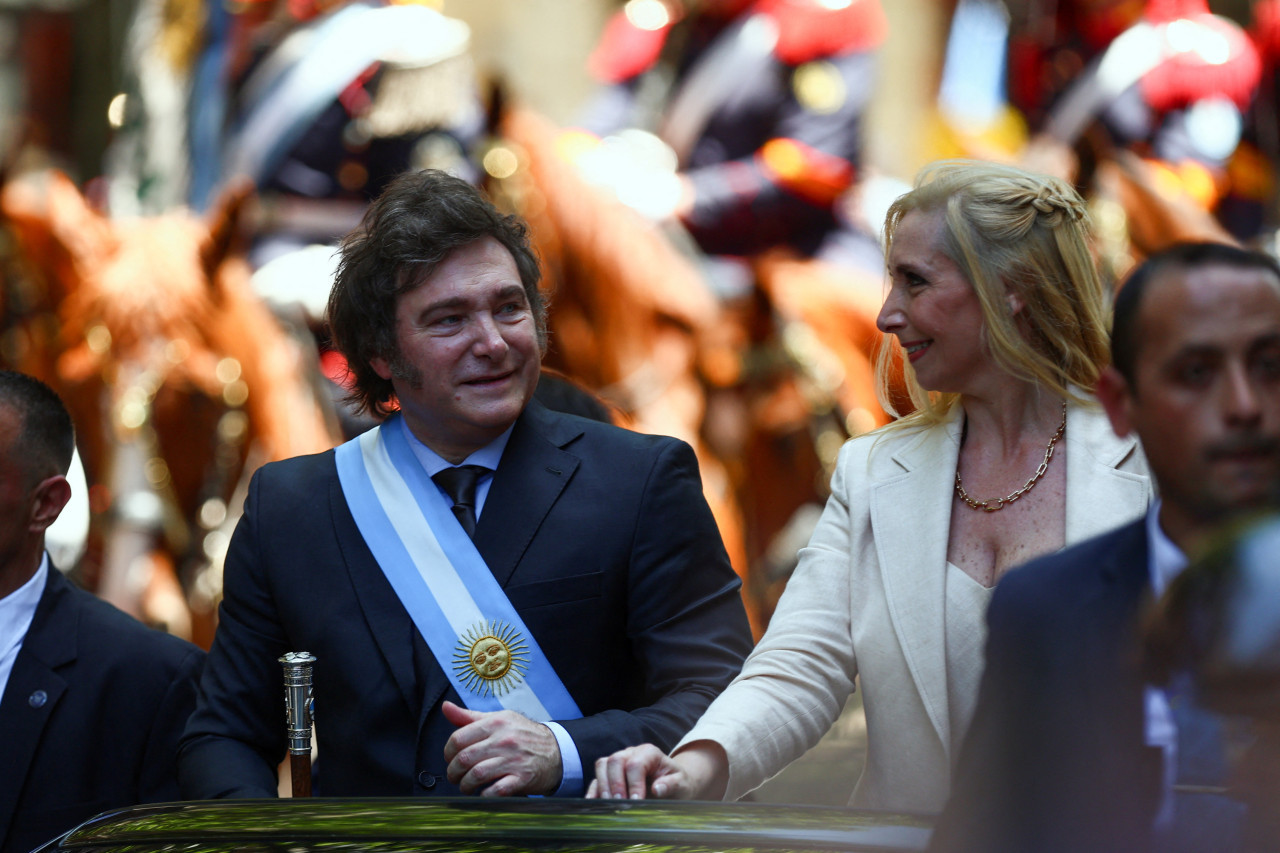 Javier Milei junto a su hermana Karina Milei. Foto: Reuters.