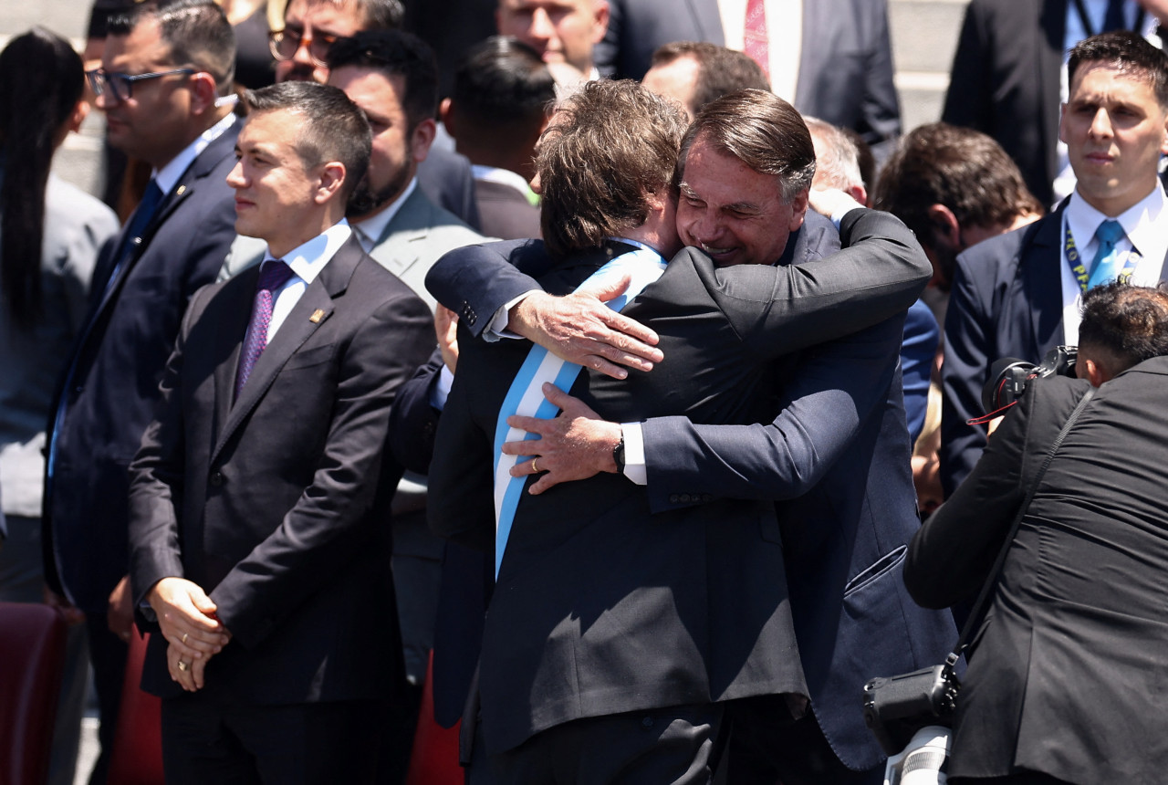 Milei junto a Bolsonaro. Foto: Reuters.