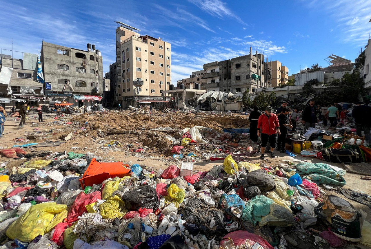 El panorama de Gaza a la espera de ayuda humanitaria. Foto: Reuters.