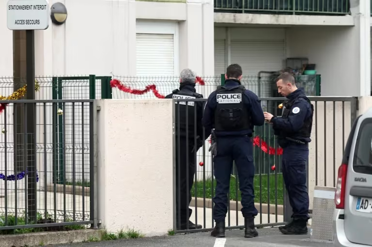 La casa donde aparecieron los cuerpos de la familia asesinada. Foto: EFE