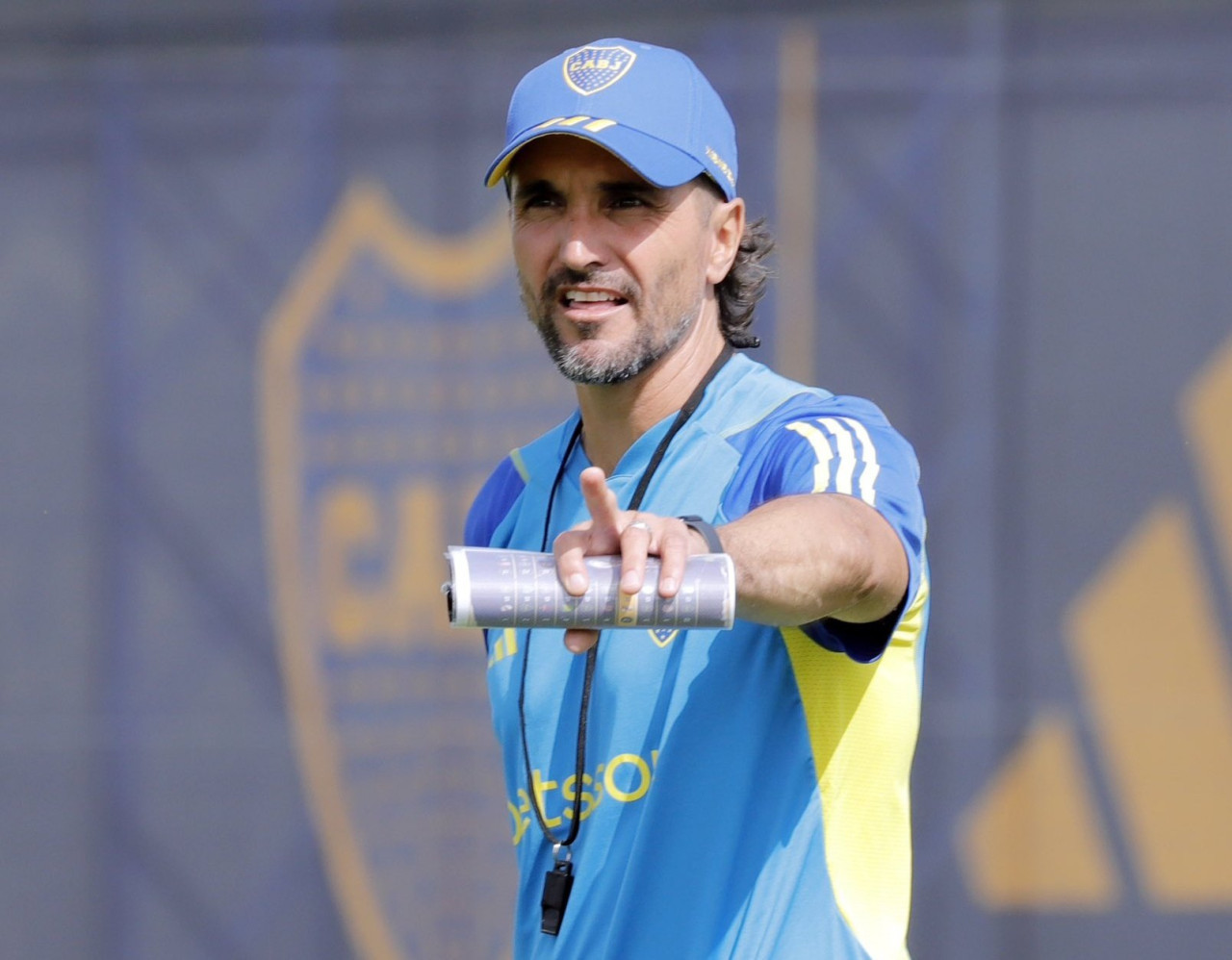 Diego Martínez en el entrenamiento de Boca. Foto: X