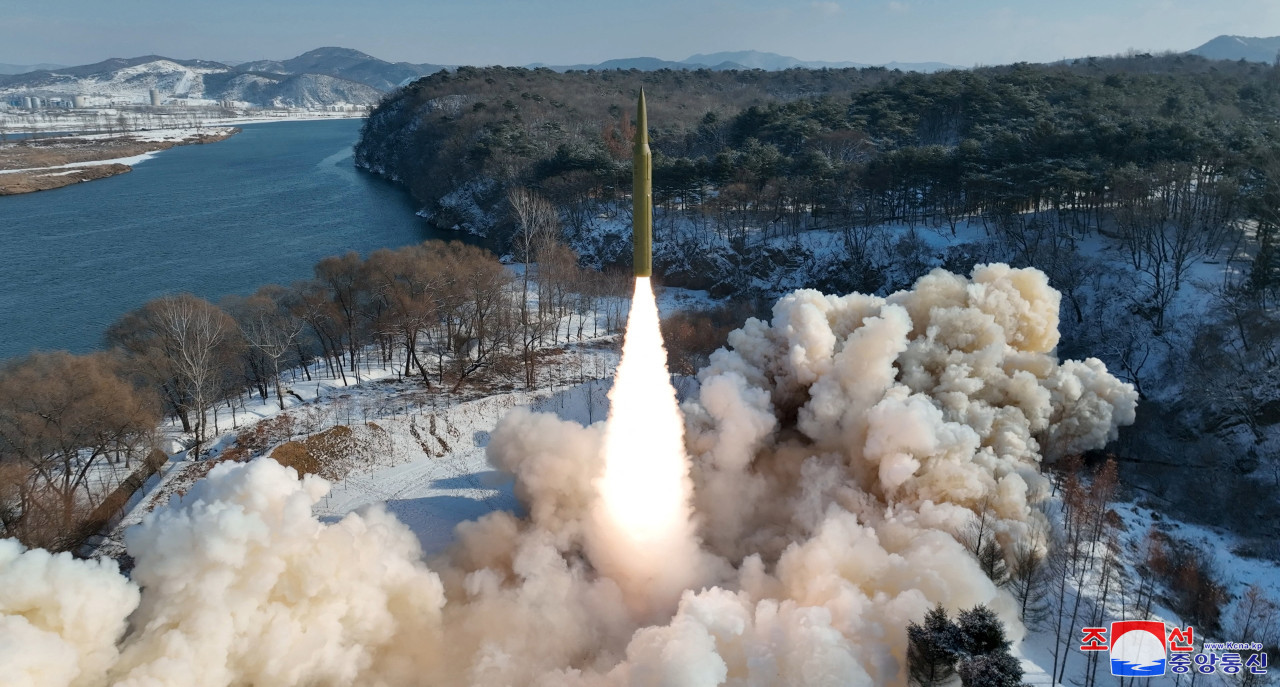 Misil balístico norcoreano. Foto: Reuters