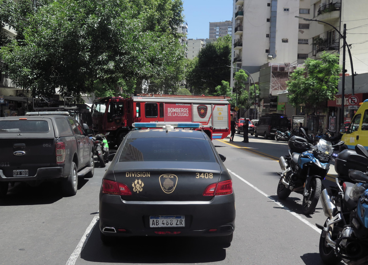 Hombre detenido tras atrincherarse con su hijo con autismo en Recoleta. Foto: NA.