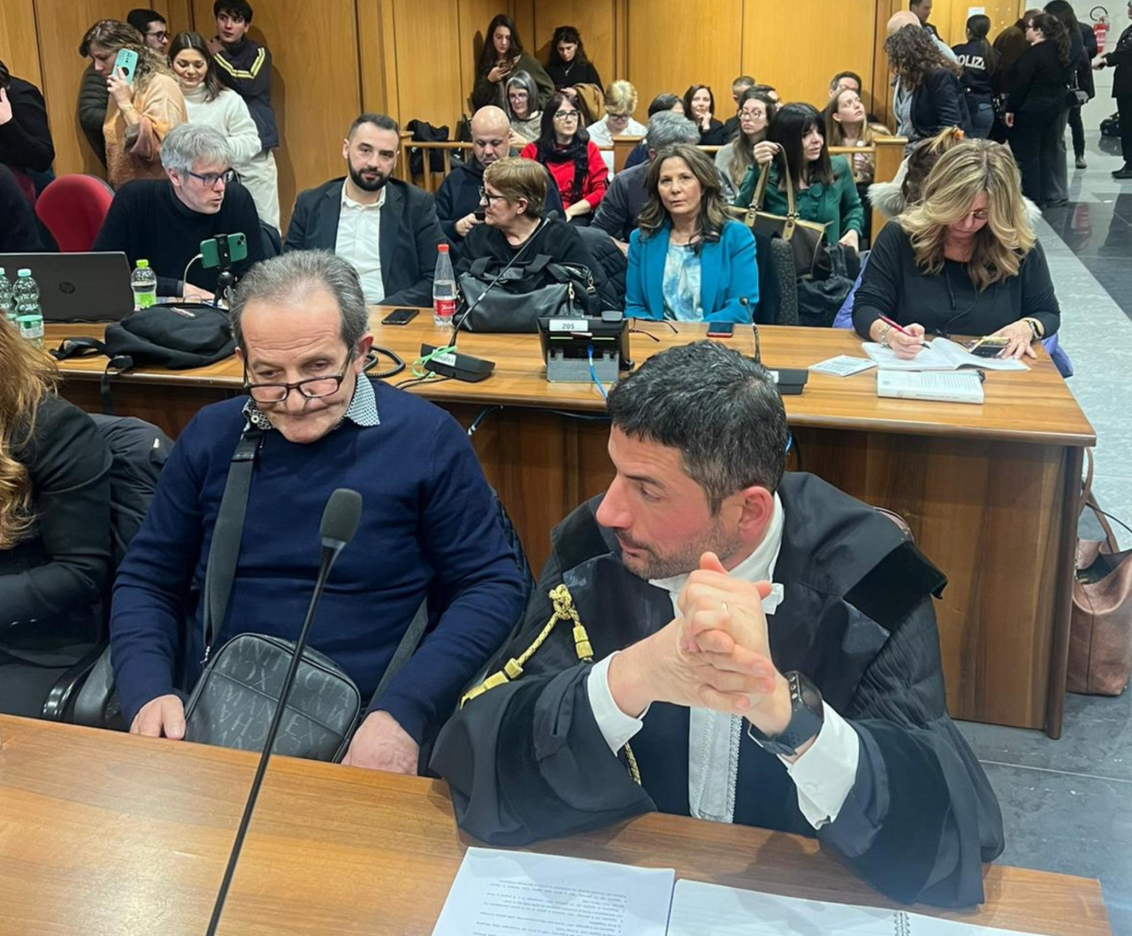 Beniamino Zuncheddu ante el Tribunal de Roma que lo absolvió.