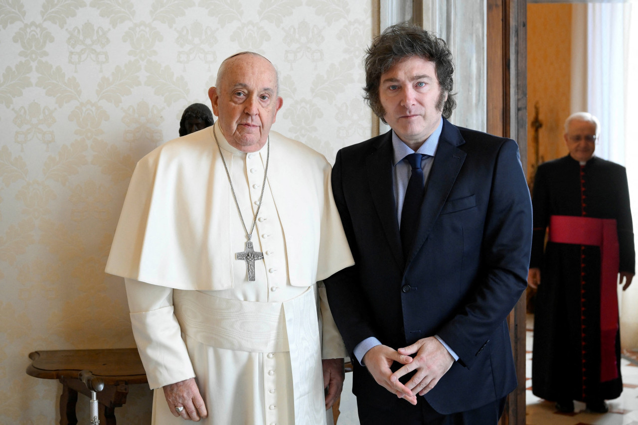 El papa Francisco con Javier Milei en el Vaticano, el 12 de febrero de 2024. NA