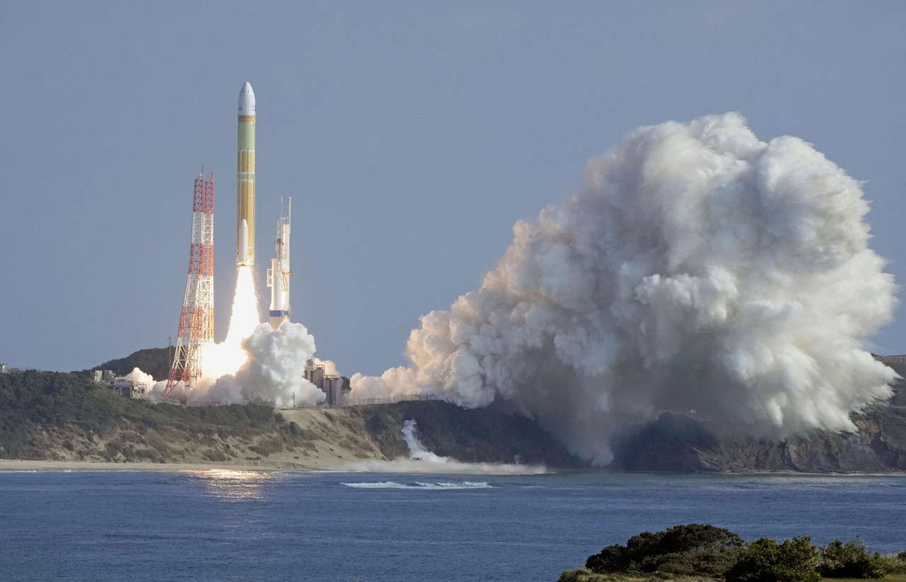 Japón lanza con éxito su nuevo cohete H3. Foto: Reuters.