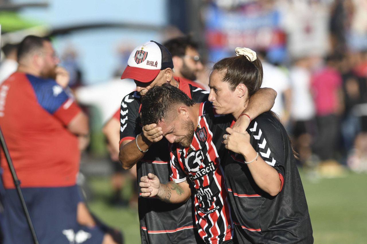 Agresión a Fernando Brandán; Tigre vs Chacarita; Copa Argentina. Foto: Télam.