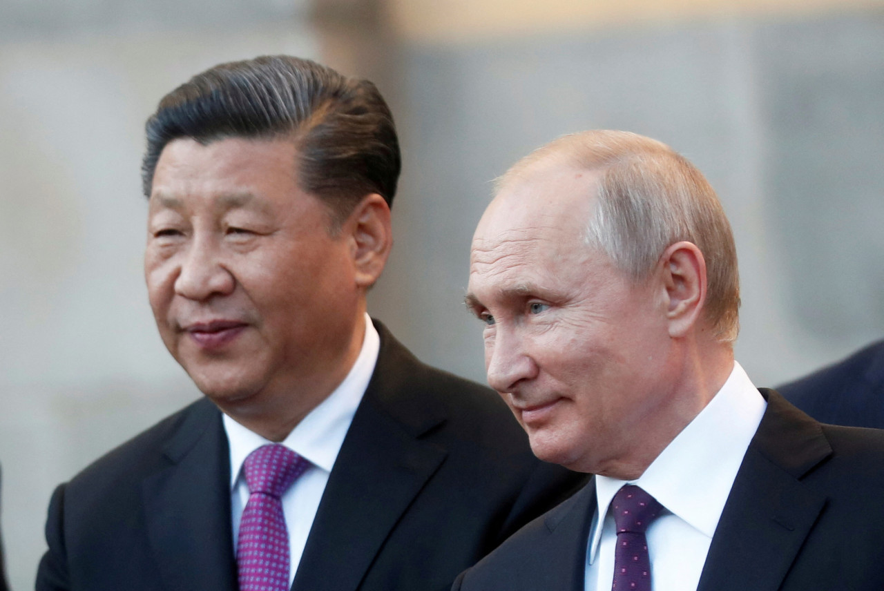 El presidente chino Xi Jinping y el presidente ruso Vladimir Putin. Archivo: Reuters