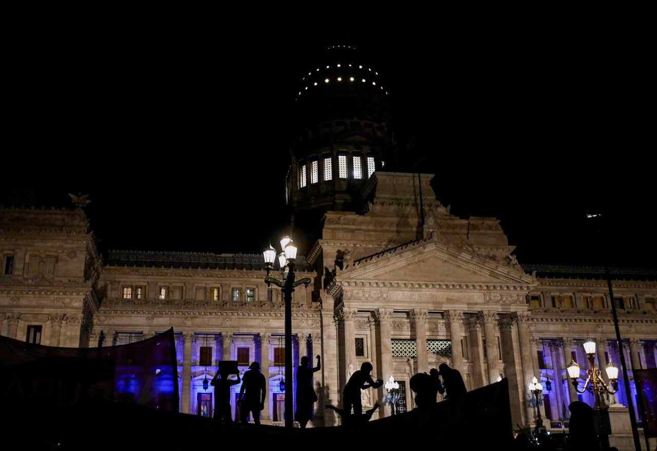 Manifestantes en el Congreso. Foto: Reuters.