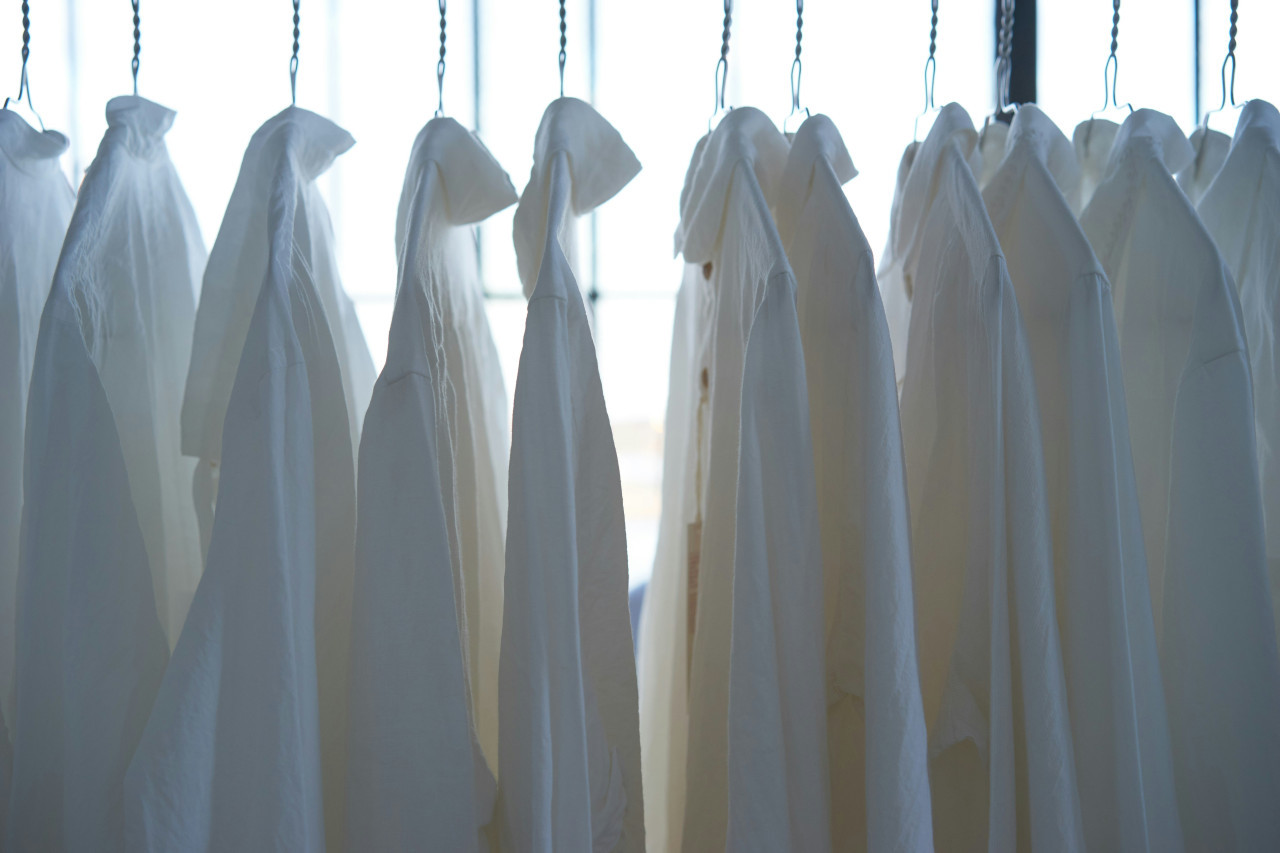 Ropa blanca. Foto: Unsplash