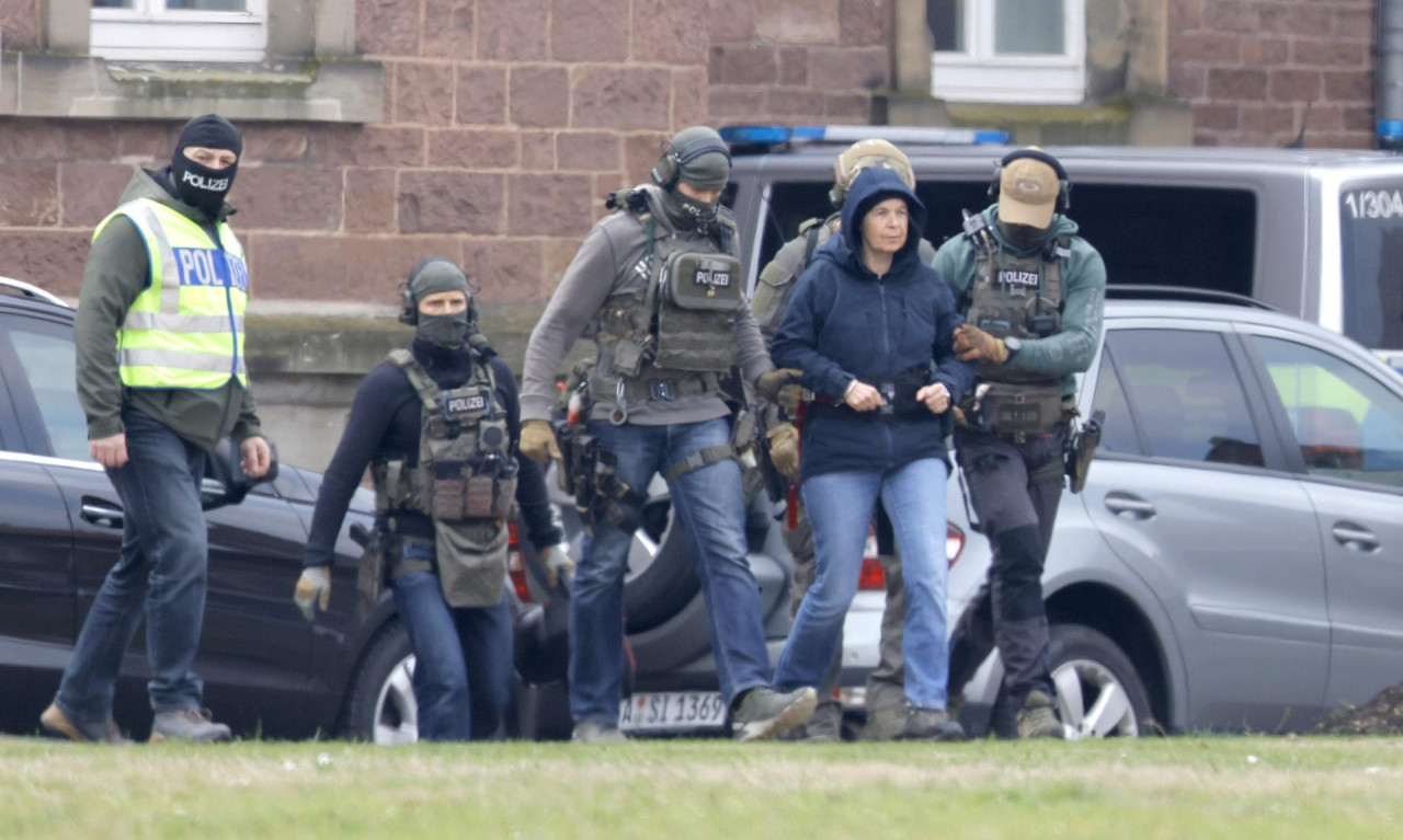 Detención de Daniela Klette, terrorista buscada en Alemania. Foto: EFE.