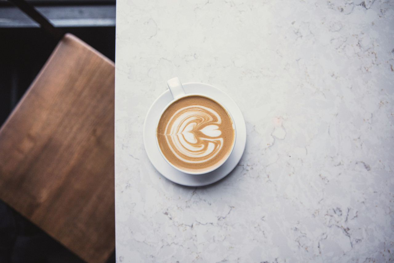 Café, flat white. Foto: Unsplash