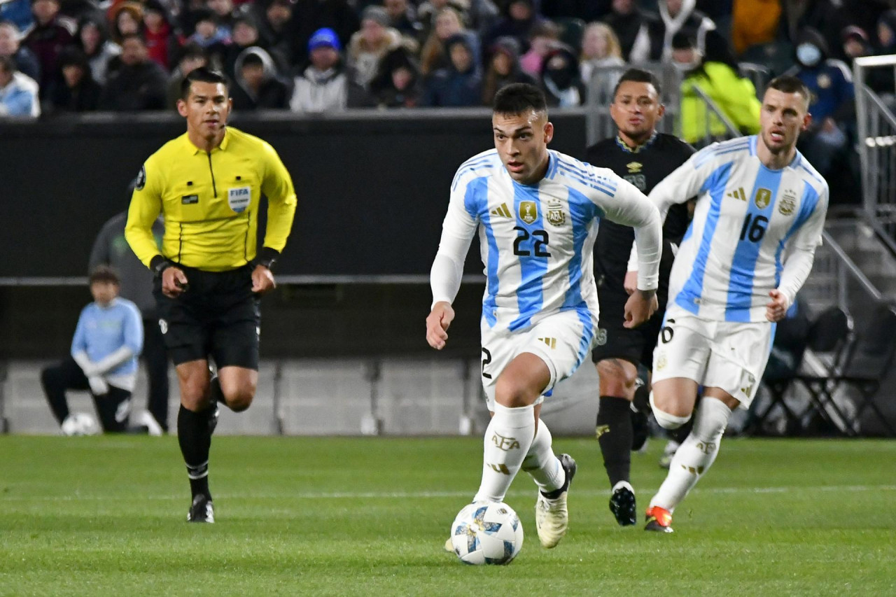 Amistosos internacional, Argentina vs. El Salvador. Foto: EFE.