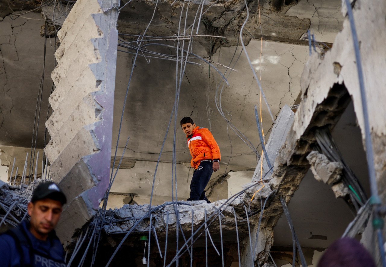 Asedio a hospital Al Amal en Gaza. Foto: Reuters.