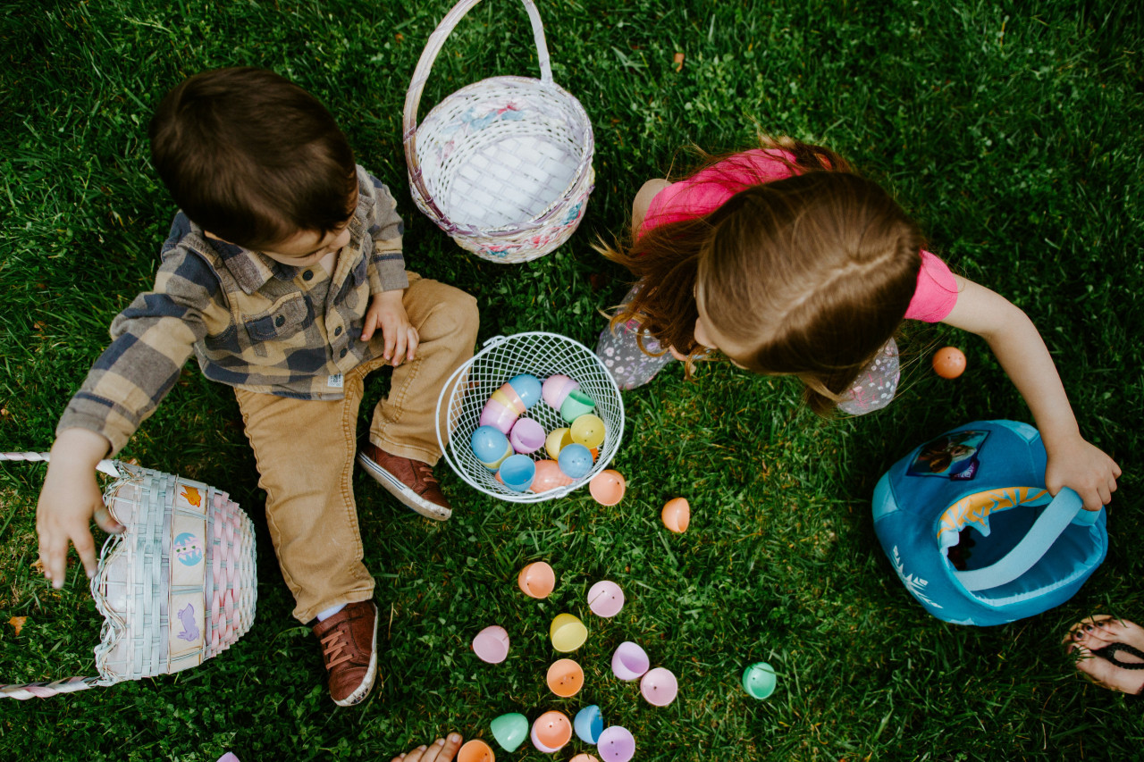 Búsqueda de huevos de pascua. Foto: Unsplash