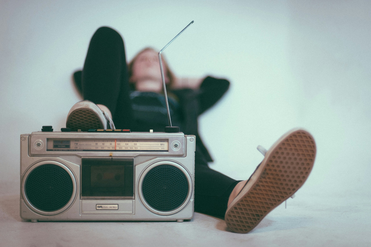 Música, auriculares, canciones. Foto: Unsplash.