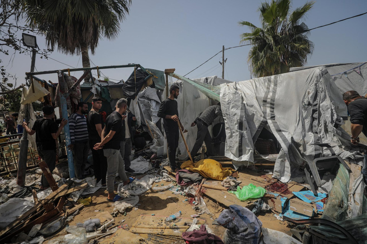 Bombardeo en el Hospital Mártires de al Aqsa. Foto: EFE.