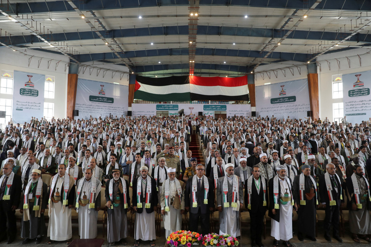 Los hutíes del Yemen celebran jornadas sobre Palestina con los nietos de Mandela y Gandhi. Foto: EFE.