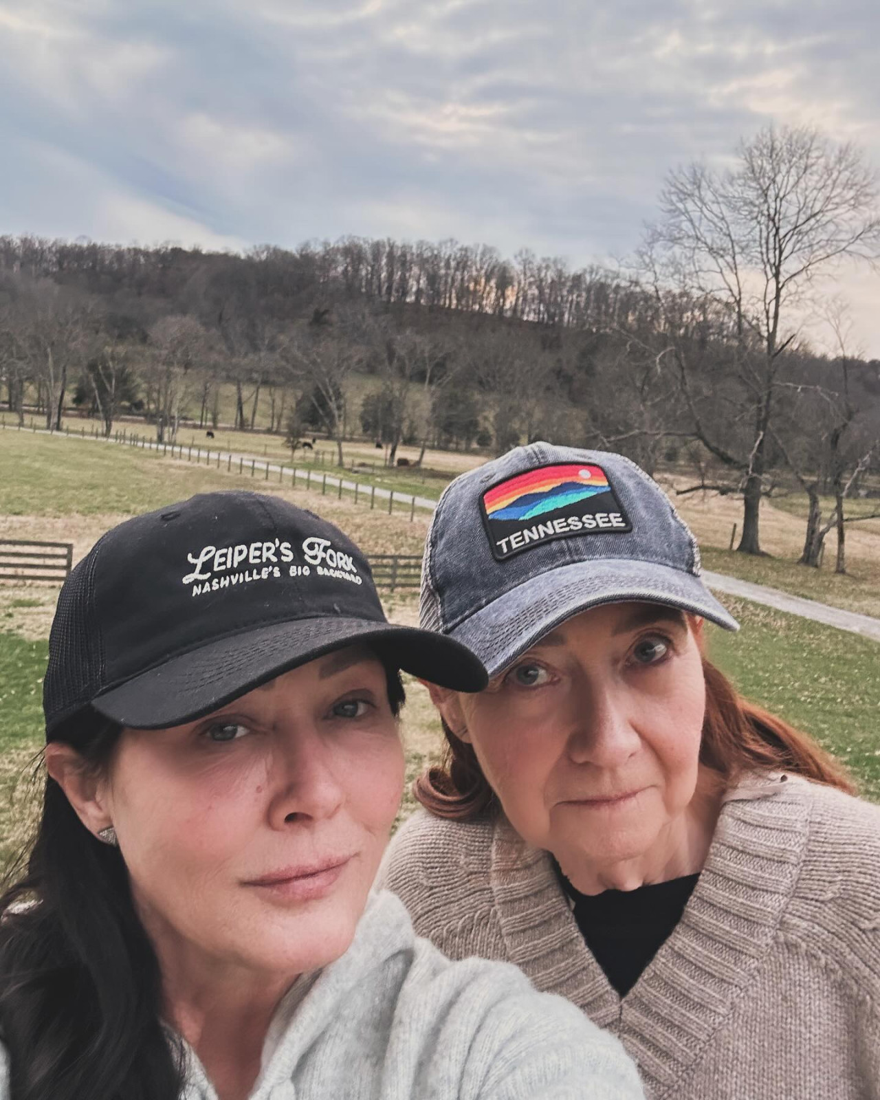 Shannen Doherty junto a su mamá. Foto: Instagram/theshando