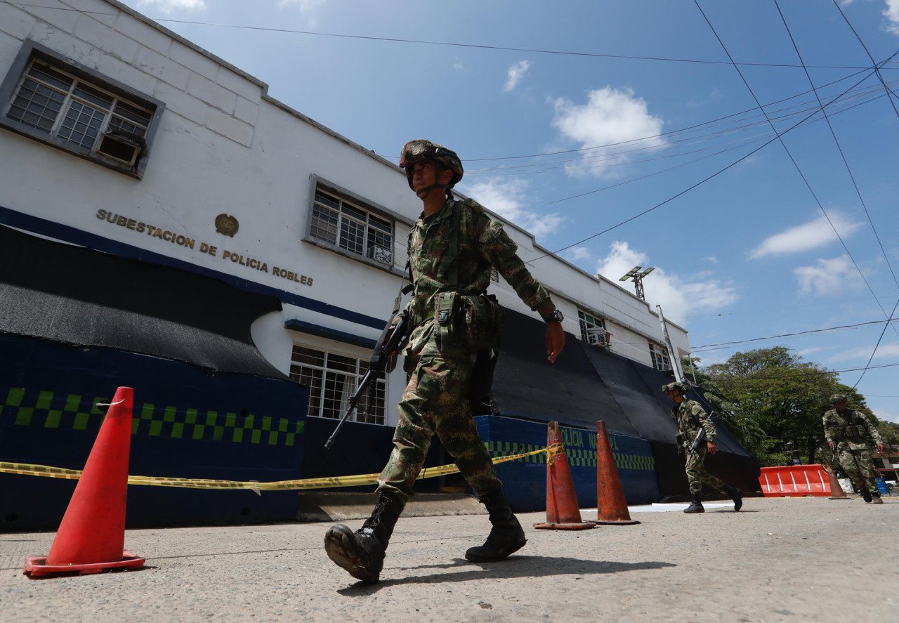 Ataque a una estación de Policía en Jamundí, Colombia. Foto: EFE.