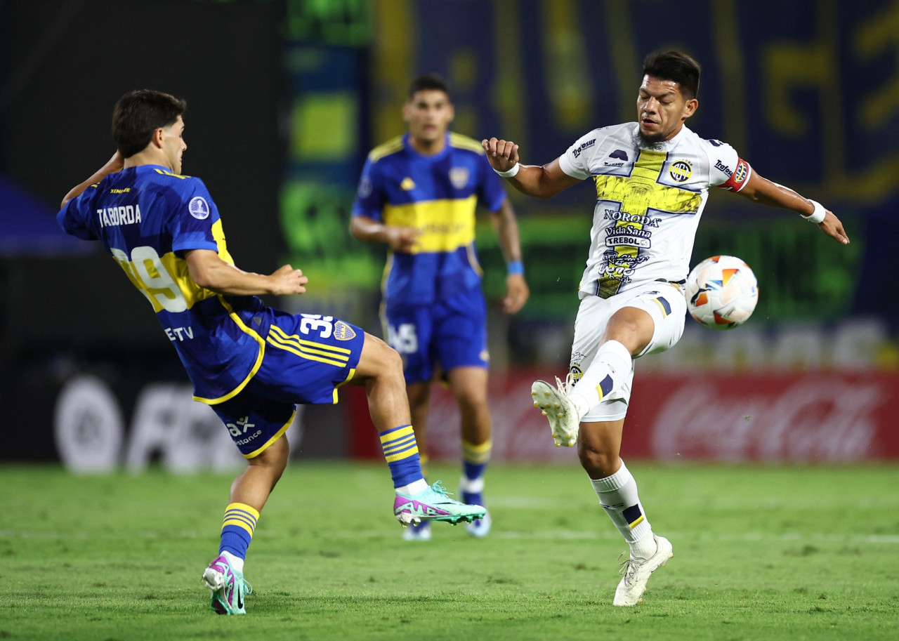 Boca Juniors v Sportivo Trinidense - Estadio La Bombonera, Buenos Aires, Argentina - 9 de abril de 2024. NA