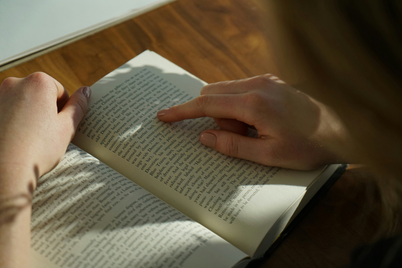 Libro, escritura, lectura. Foto: Unsplash