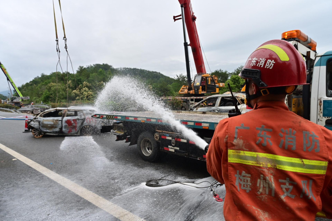 Derrumbe de una autopista en China. Foto: EFE.