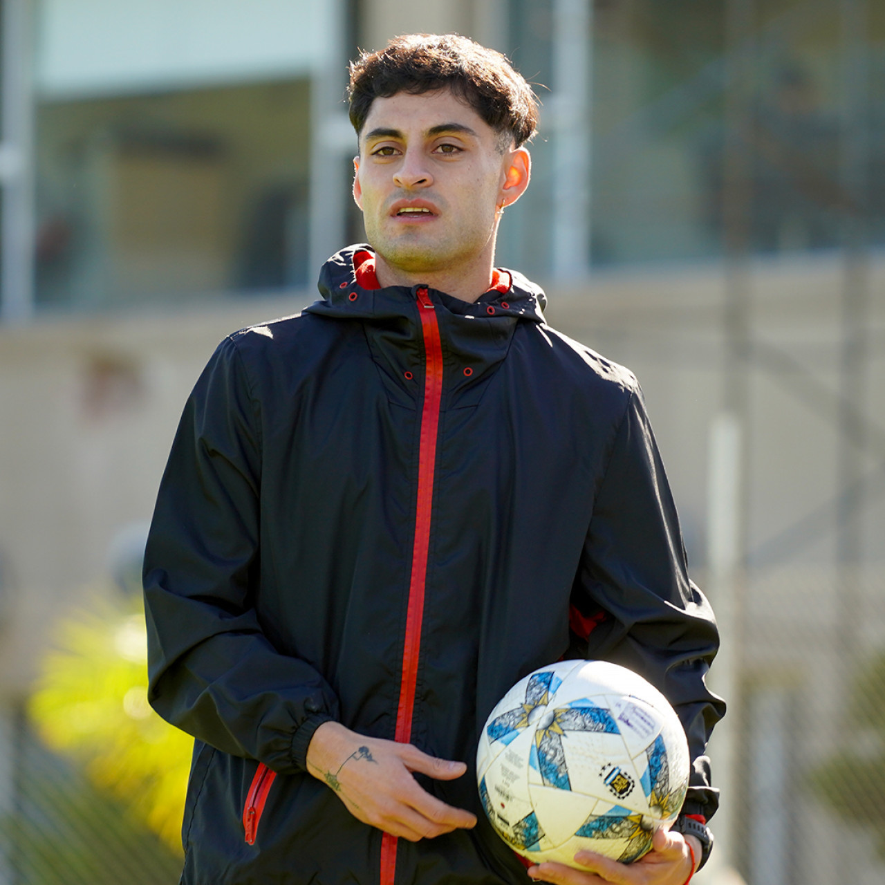 Javier Altamirano volvió a los entrenamientos. Foto: X @EdelpOficial